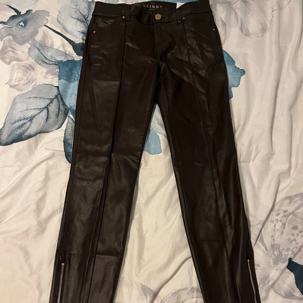BRAND NEW White House Black Market Women's Black Skinny Pants